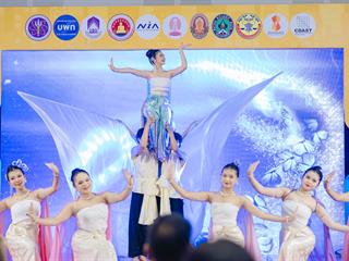 G_108826.jpg
