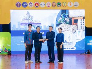 GA108720.jpg