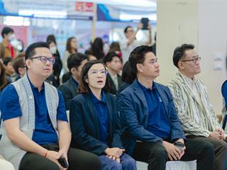 G_108363.jpg
